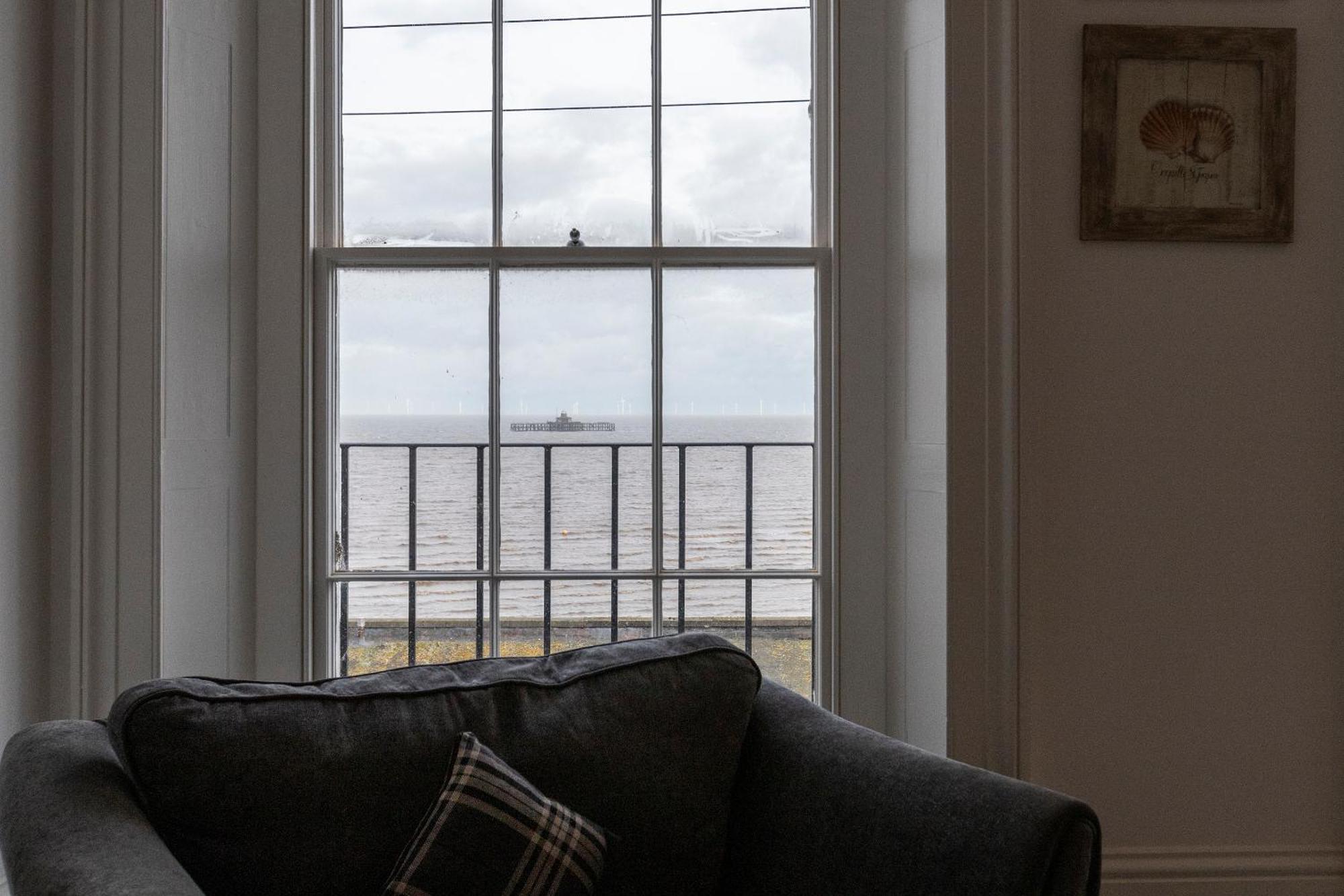 Seaside Bliss - Seafront Apartments Herne Bay Exterior photo
